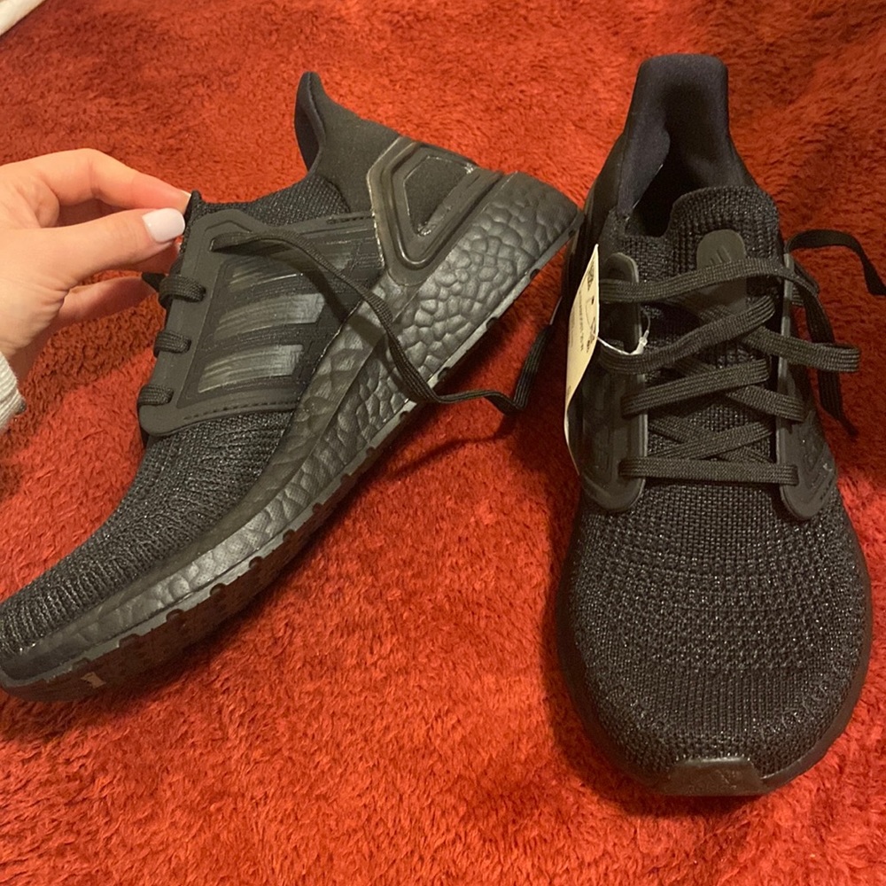 All black adidas ultra boost 20W